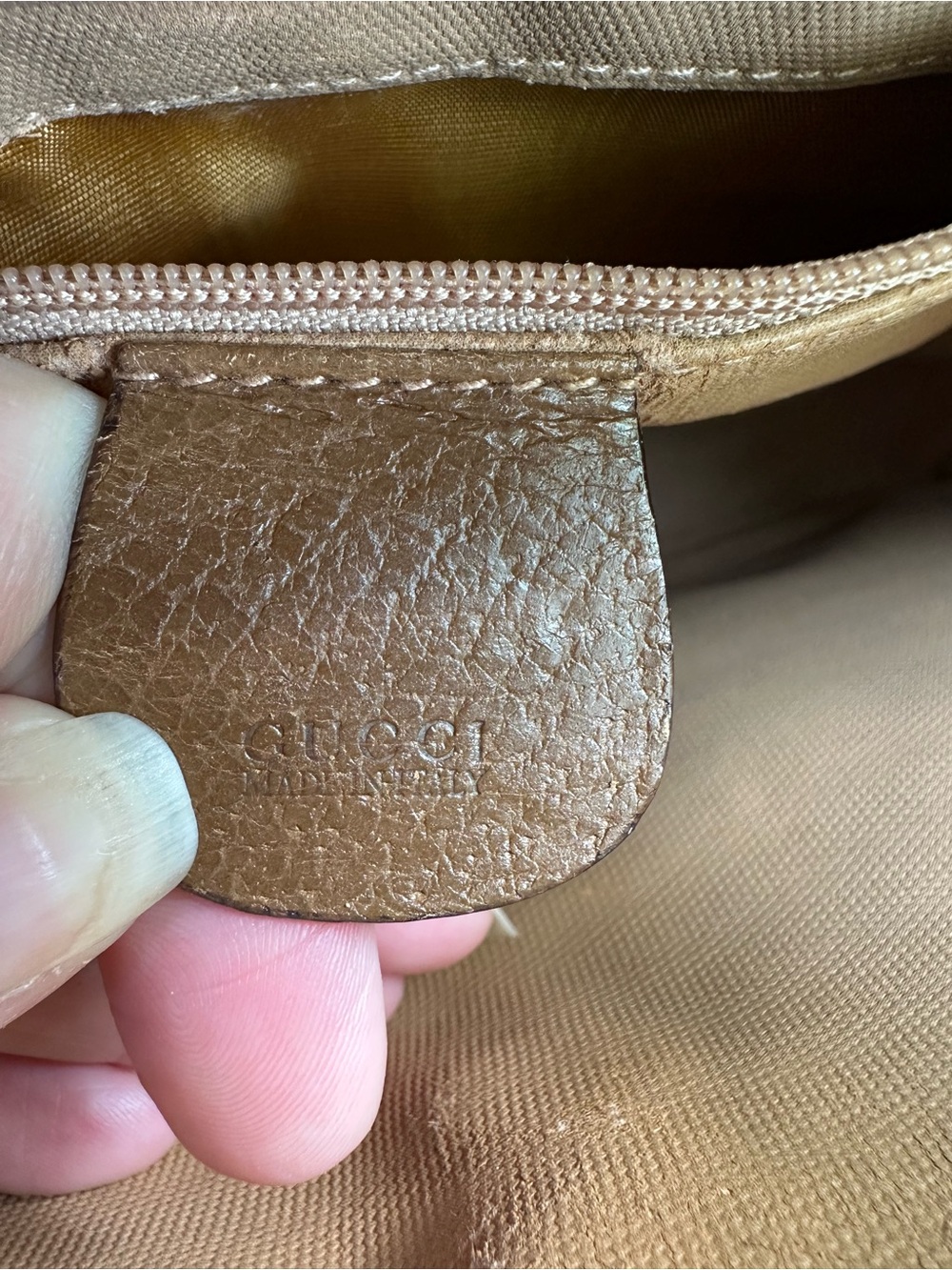 Gucci Vintage Camera Shoulder/Crossbody Bag - Picture 7 of 10